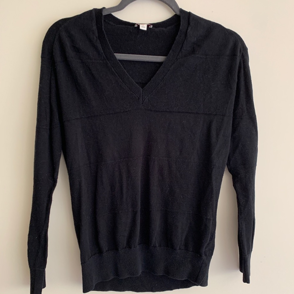 Gap Black Lightweight Sweater